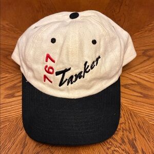 767 Tanker Boeing White & Black Cap